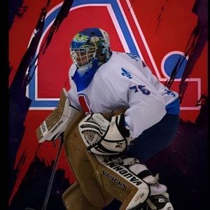 Meet your Posher, Claude